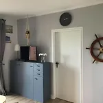 Liebevoll Eingerichtete Luettje Koje *