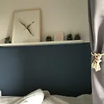 Liebevoll Eingerichtete Luettje Koje Διαμέρισμα