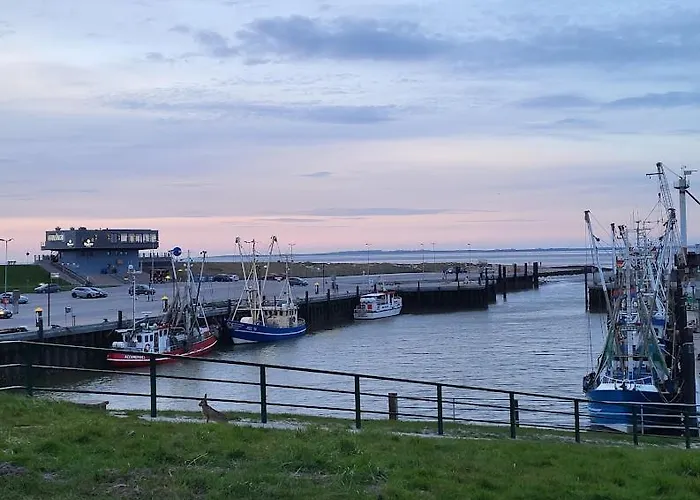 Liebevoll Eingerichtete Luettje Koje * Dornum